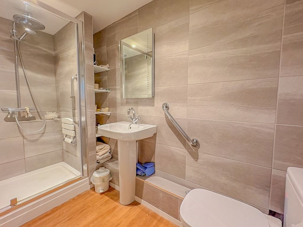 Additional image 14 of 2 bed flat for saleBrunel Quays Great Western Village, Lostwithiel, Cornwall PL22