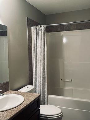 106 109 Fontaine Crescent, Fort McMurray, AB, T9H 0B1 photo 2