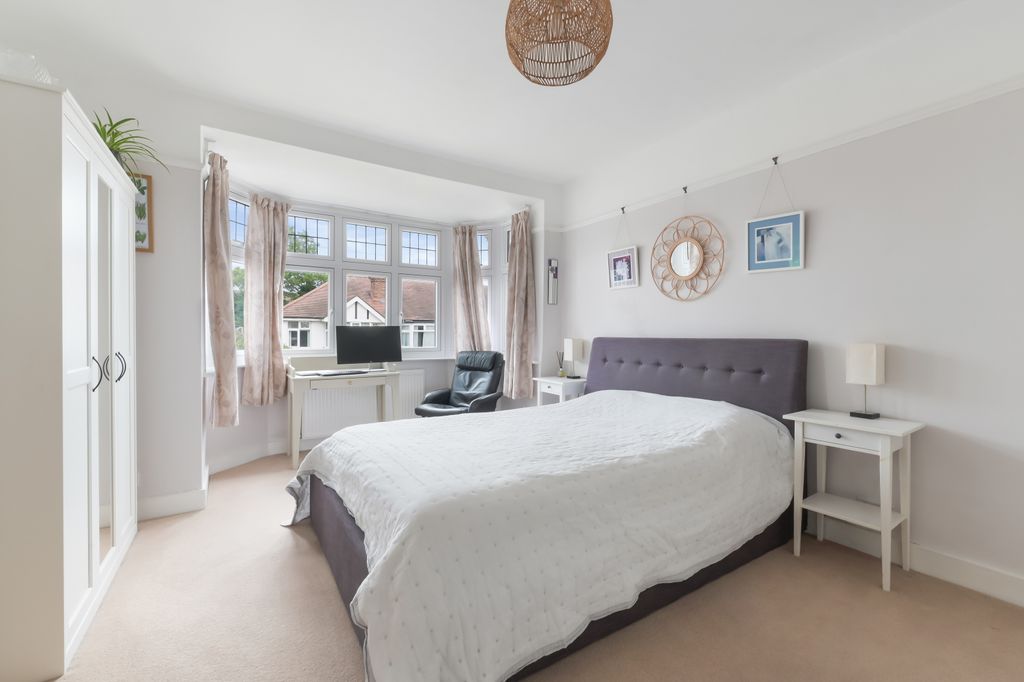 Additional image 15 of 3 bed semi-detached house for saleWillows Avenue, Morden SM4