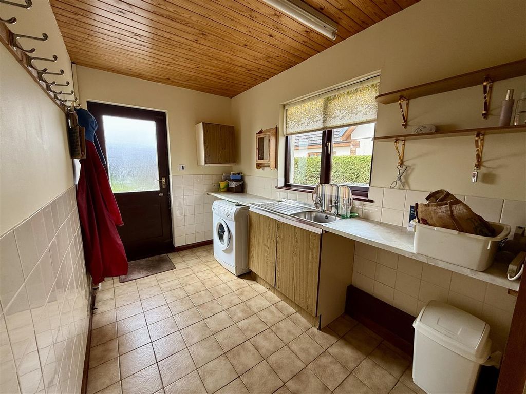 Additional image 19 of 3 bed bungalow for saleGolwg Y Mynydd, Llangadog SA19
