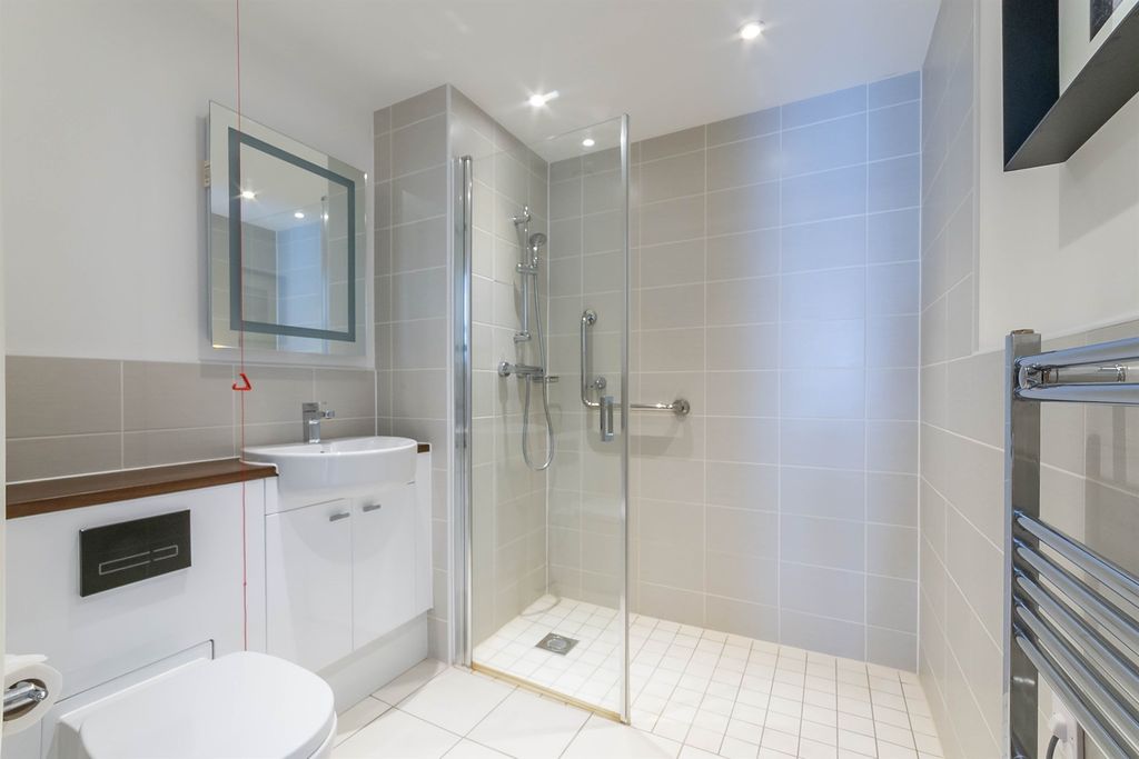 Additional image 6 of 2 bed flat for saleWhite Horse Lane, Maldon CM9