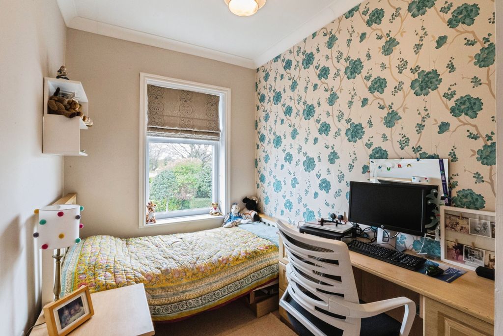 Additional image 11 of 4 bed semi-detached house for saleWorsley Road, Lytham St. Annes FY8