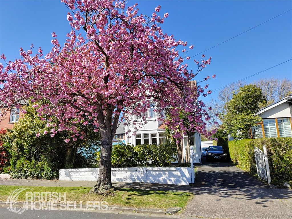 3 bed detached house for saleThe Avenue, Poulton-Le-Fylde, Lancashire FY6