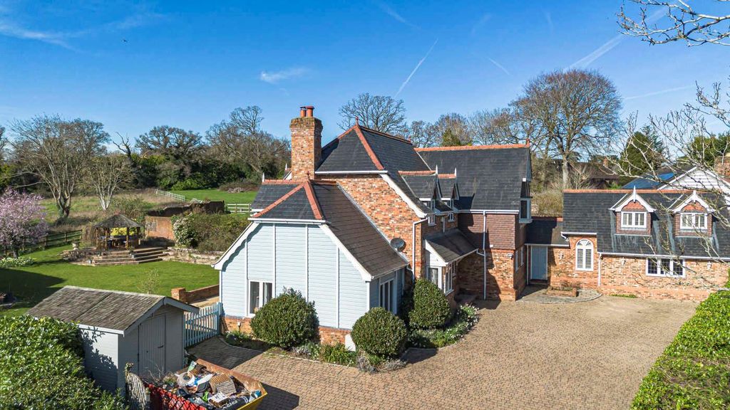 Additional image 36 of 6 bed detached house for saleHighfield Park, Marlow SL7