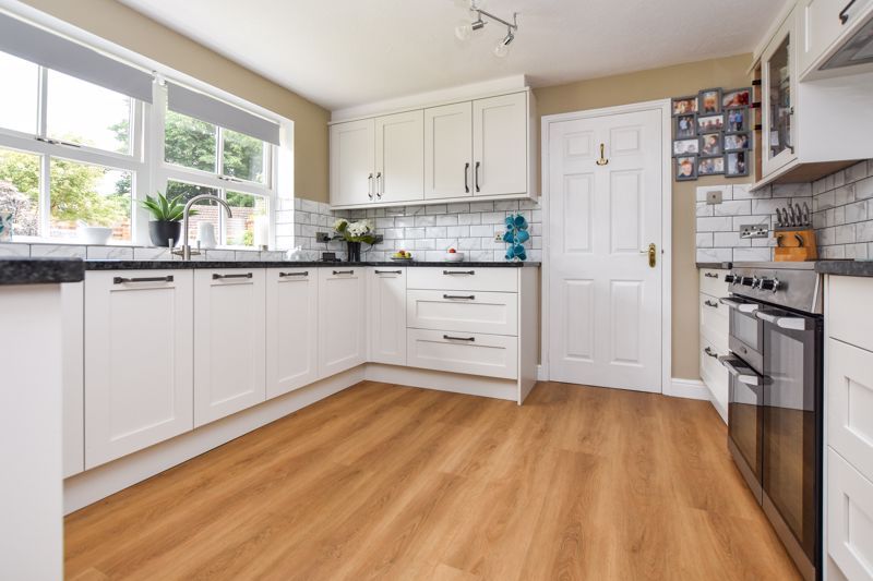 Additional image 2 of 5 bed detached house for saleSuthern Close, Oakham LE15