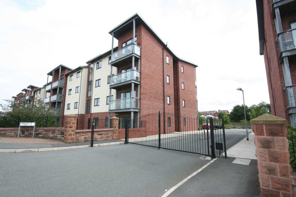 2 bed flat for saleBridgefield Court, Prescot L34