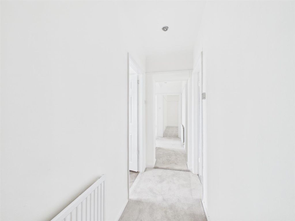 Additional image 10 of 5 bed flat for salePensby Road, Heswall, Wirral CH60