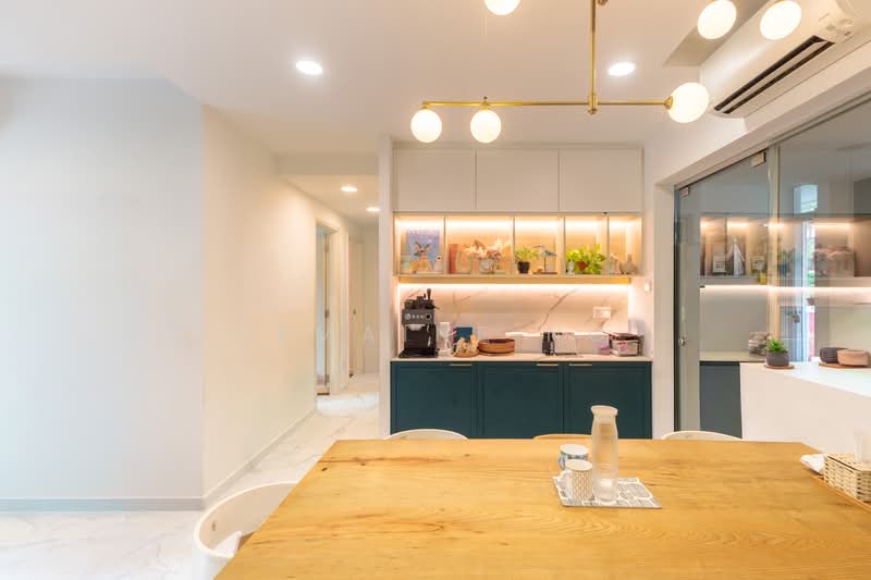 12 Woodleigh Close photo 3