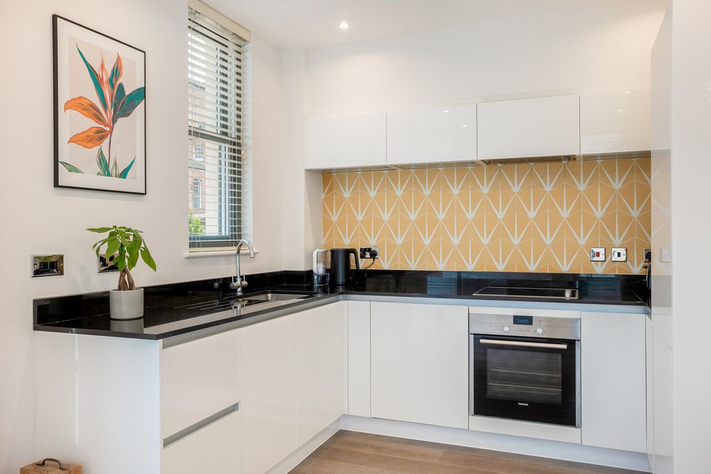 Additional image 6 of 3 bed town house for saleRosefield Street, Leamington Spa, Warwickshire CV32