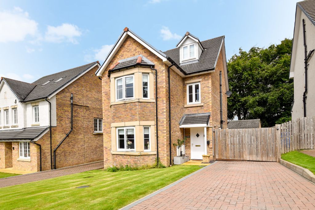 5 bed detached house for saleCleghorn Lea, Lanark ML11