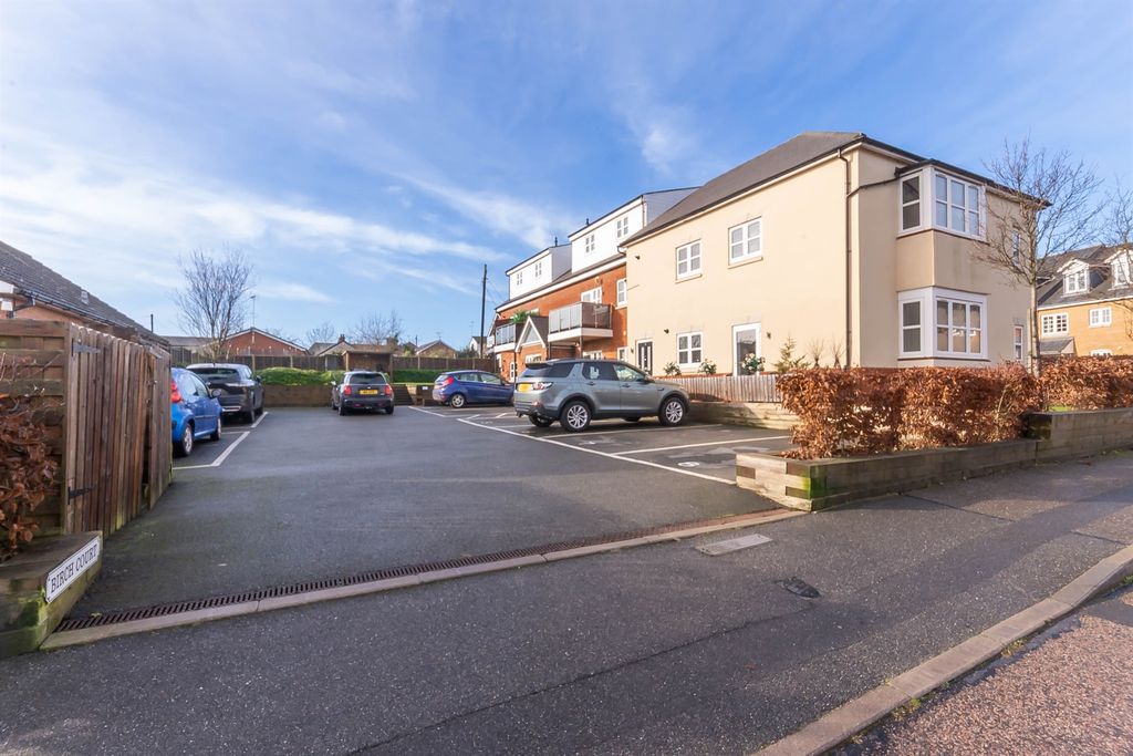 Additional image 15 of 2 bed maisonette for saleSt. Peters Avenue, Maldon CM9