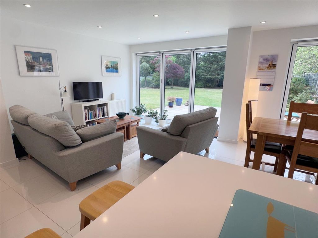 Additional image 6 of 5 bed detached house for saleAndover Road, Newbury RG14