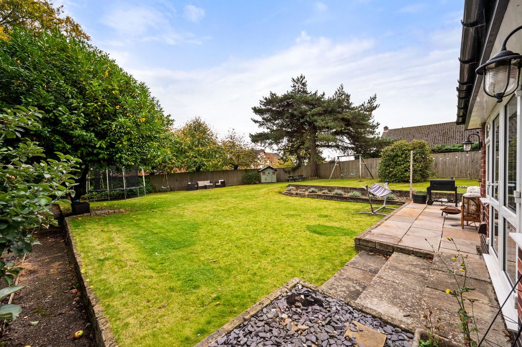 Additional image 27 of 4 bed detached house for salePark Mount Drive, Macclesfield SK11