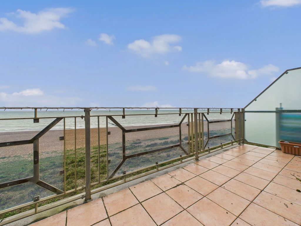 Additional image 8 of 2 bed flat for saleAdmiral Court 14-16, Brighton Road, Lancing BN15
