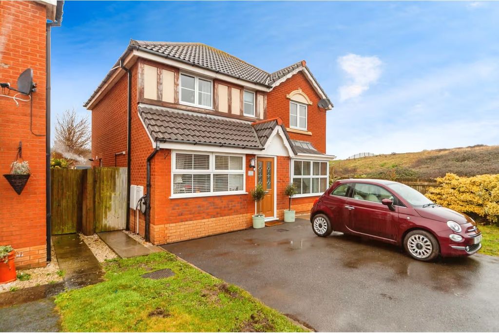 4 bed detached house for saleFfordd Idwal, Prestatyn LL19