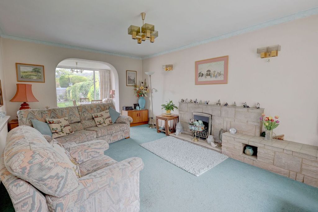 Additional image 4 of 3 bed bungalow for saleNew Road, Princes Risborough, Buckinghamshire HP27