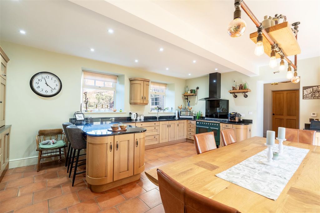 4 bed barn conversion for saleHebron, Morpeth NE61 photo 3
