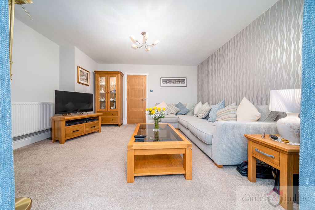 Additional image 10 of 3 bed semi-detached house for sale2 Springfield Close, Leek ST13