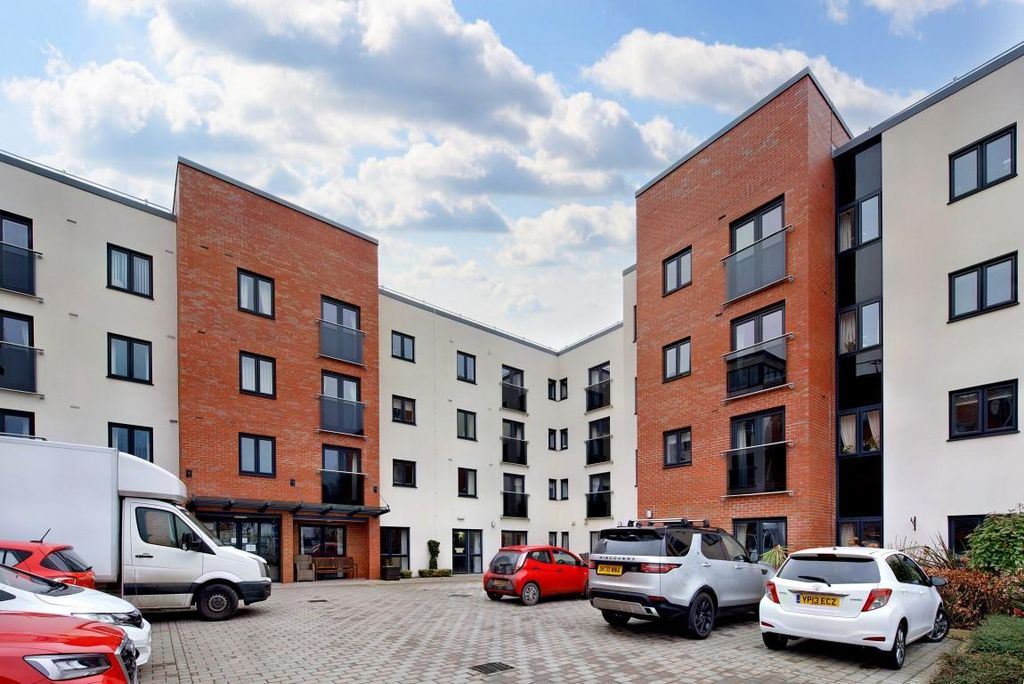 1 bed flat for saleMarbury Court, Chester Way, Northwich CW9