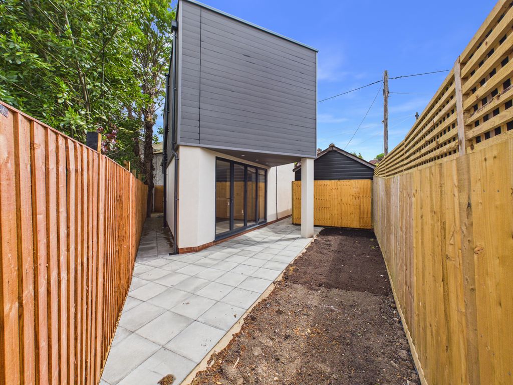Additional image 9 of 3 bed detached house for saleWycombe Road, Princes Risborough, Buckinghamshire HP27