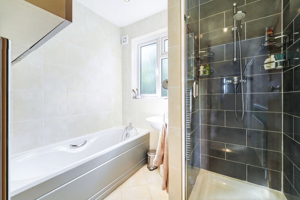 Additional image 17 of 5 bed semi-detached house for saleHillcross Avenue, Morden SM4