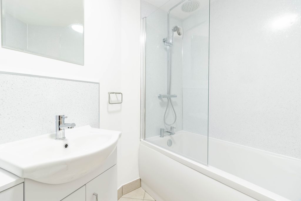 Additional image 11 of 2 bed flat for saleUpper Hall Street, Montrose DD10