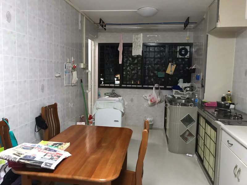 46 Owen Road photo 3