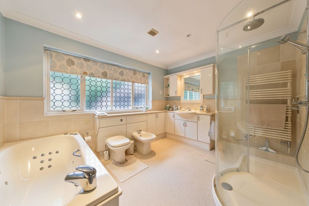 Additional image 16 of 5 bed detached house for saleSpinfield Lane West, Marlow SL7