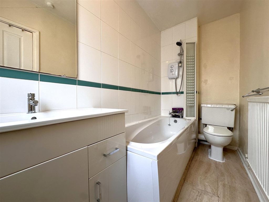 Additional image 10 of 3 bed semi-detached house for saleCranmer Road, Newark NG24