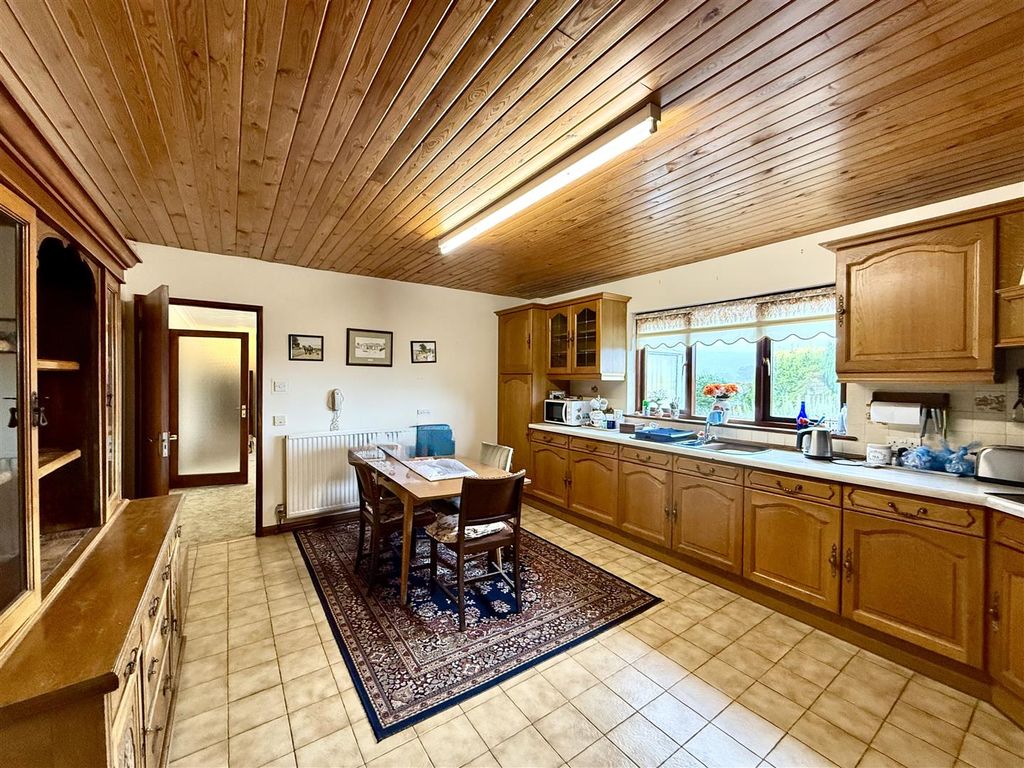 Additional image 2 of 3 bed bungalow for saleGolwg Y Mynydd, Llangadog SA19