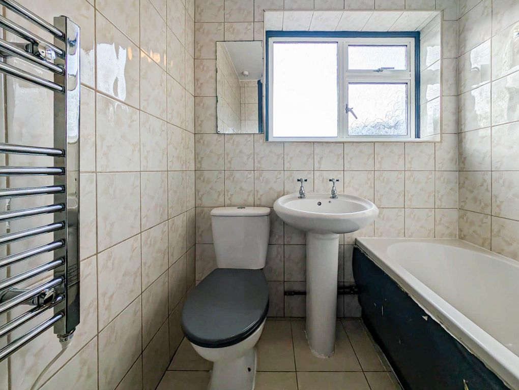 Additional image 5 of 2 bed maisonette for saleFlat, Pearson Court, Central Road, Morden SM4