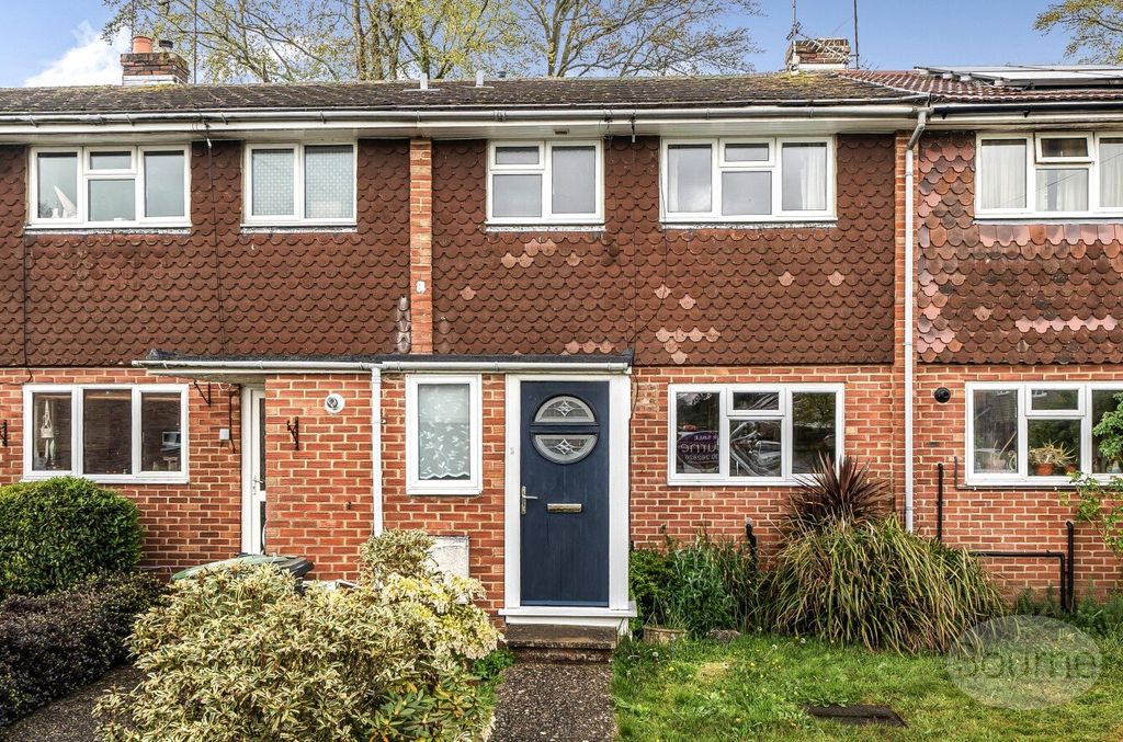 3 bed terraced house for saleTorberry Drive, Petersfield, Hampshire GU31