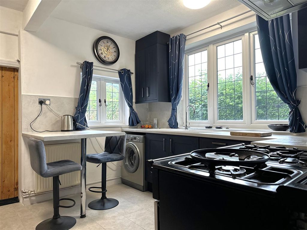 Additional image 7 of 3 bed detached house for saleThe Cottage, Beacon Hill Road, Newark NG24