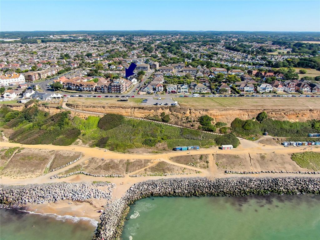 2 bed flat for saleFirst Marine Avenue, Barton On Sea, New Milton, Hampshire BH25