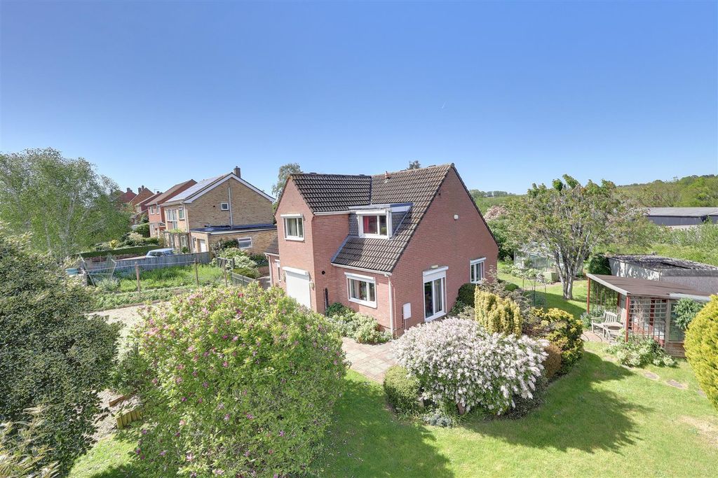3 bed detached house for saleHorse Fair Lane, Newent GL18