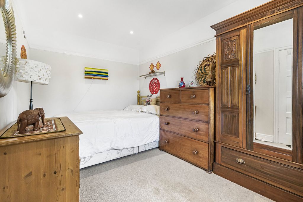 Additional image 8 of 4 bed detached house for saleCoombe Road, New Malden KT3