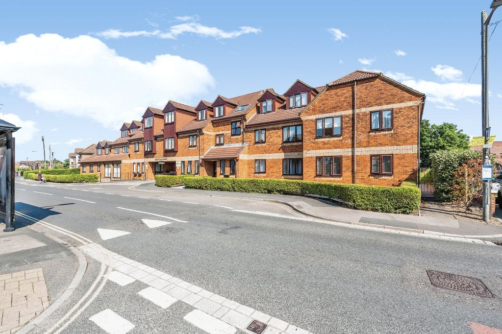 1 bed flat for saleWater Lane, Totton, Southampton, Hampshire SO40