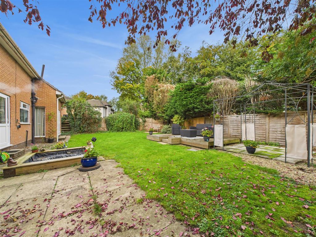 Additional image 8 of 4 bed detached house for saleMelton Road, North Ferriby HU14