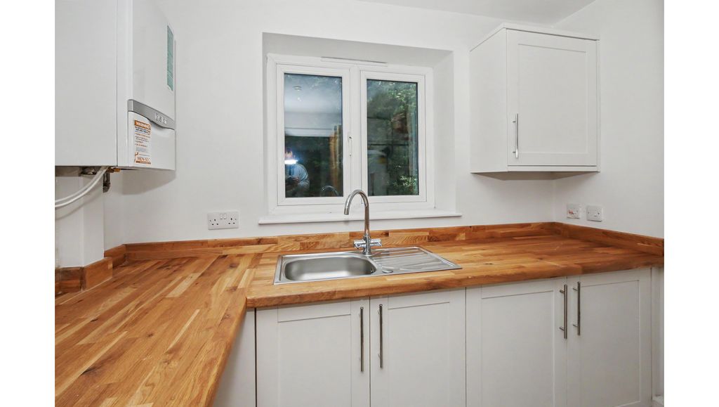 Additional image 11 of 4 bed property for saleOrchard House, 6 The Highlands, Exning, Newmarket, Suffolk CB8