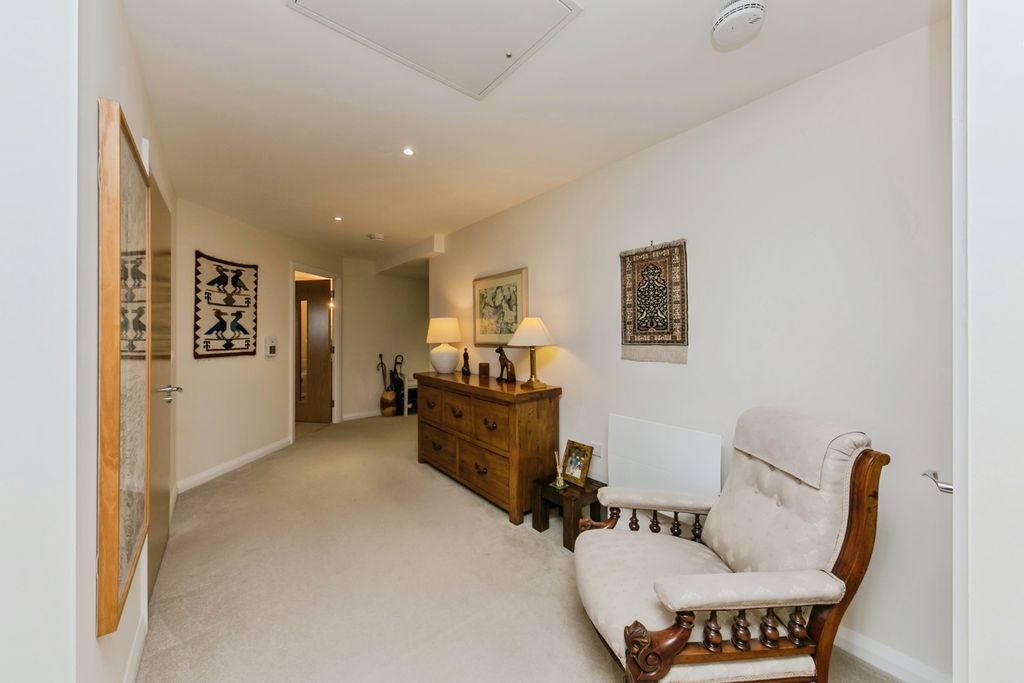 Additional image 15 of 2 bed flat for saleCoare Street, Macclesfield, Cheshire SK10