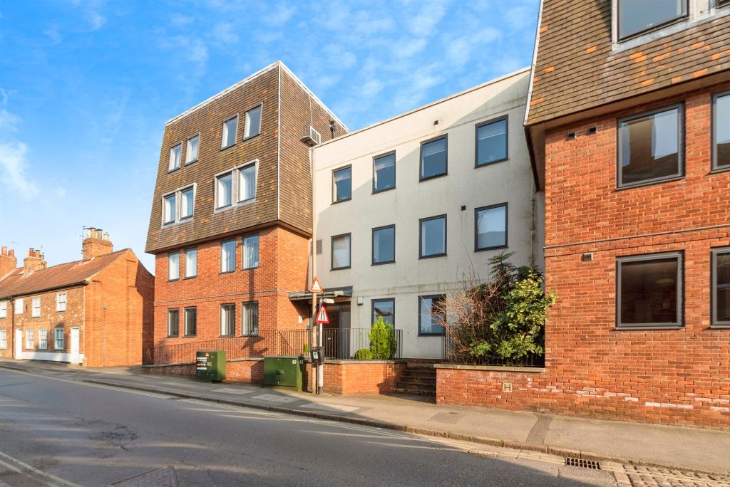 2 bed flat for saleMill Gate, Newark NG24