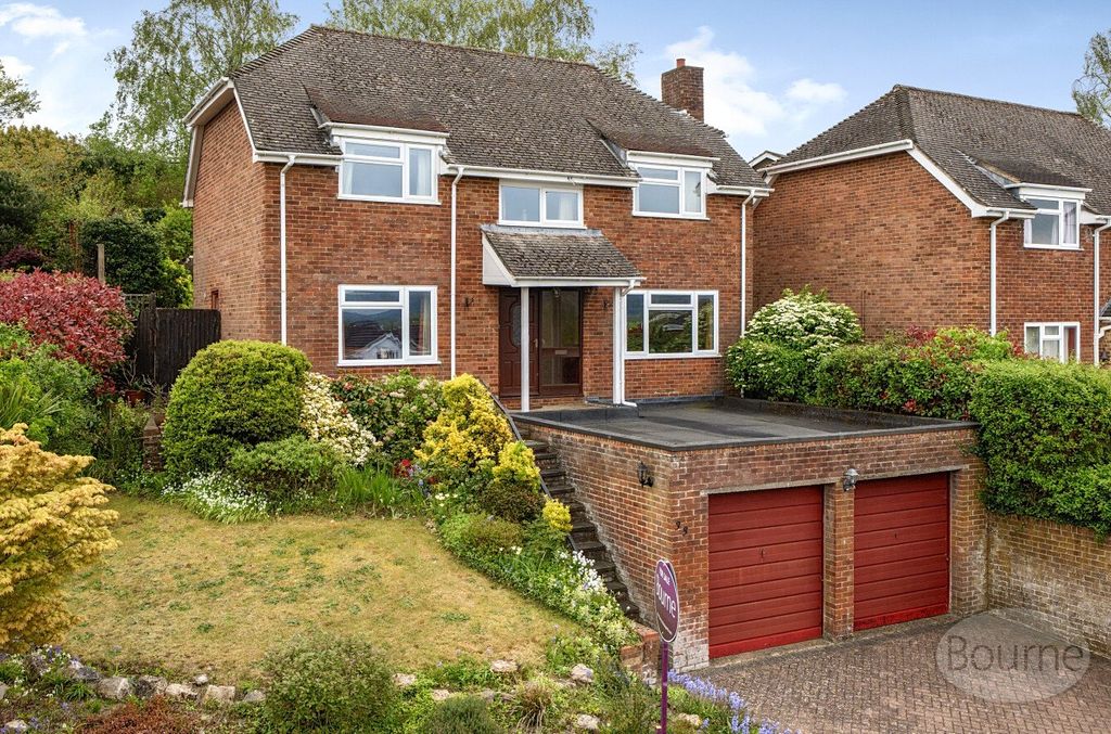4 bed detached house for saleKimbers, Petersfield, Hampshire GU32