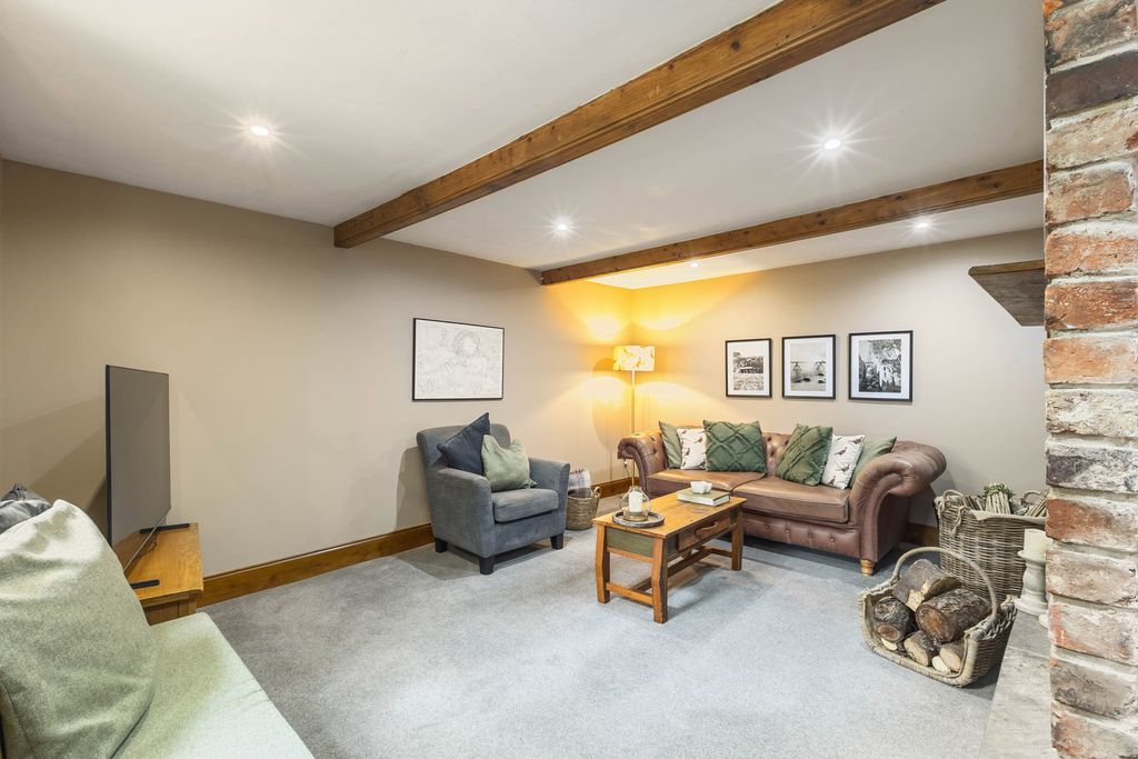 Additional image 12 of 4 bed detached house for saleCastle Cottage, Spink Lane, Pontefract WF8