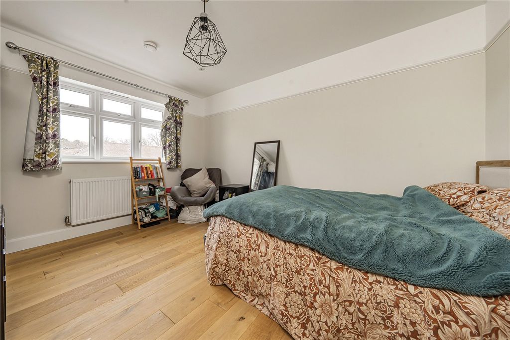 Additional image 13 of 5 bed semi-detached house for saleMatlock Way, New Malden KT3