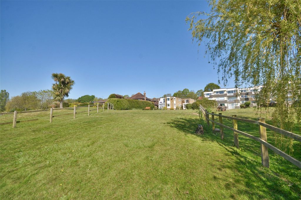 Additional image 15 of 2 bed flat for saleLower Street, Pulborough, West Sussex RH20