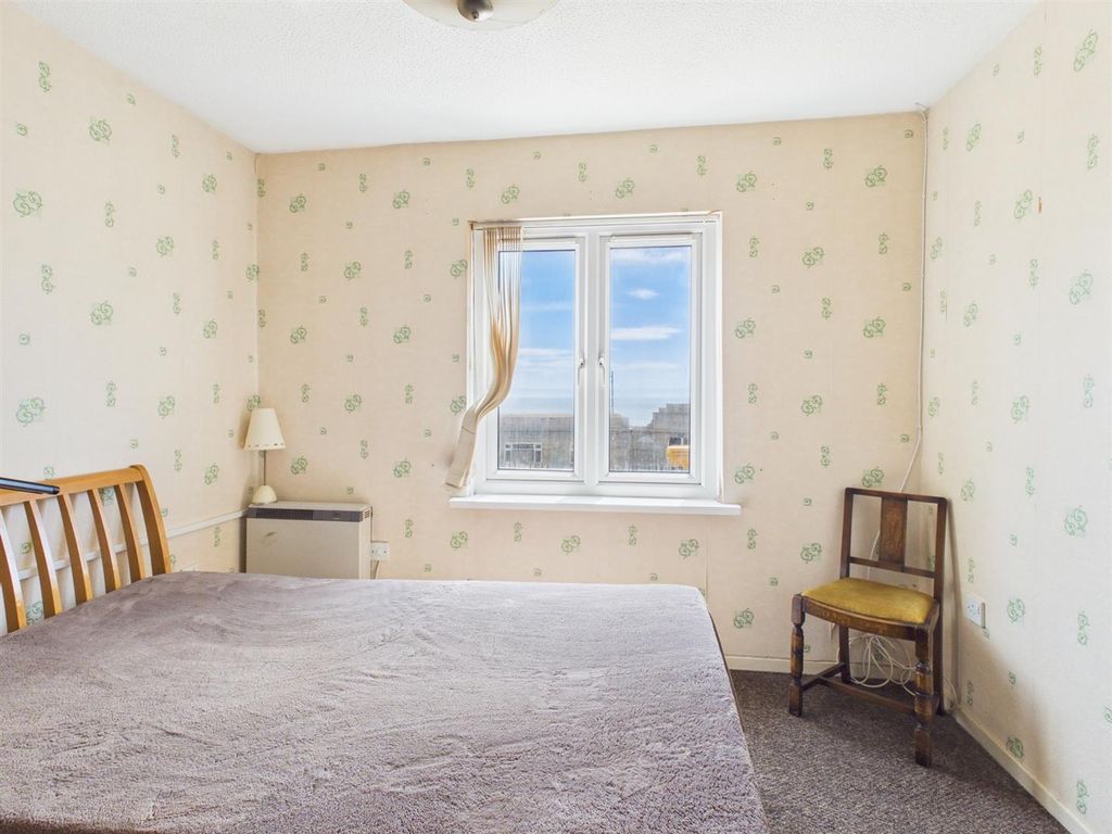 Additional image 8 of 2 bed flat for salePavilion Court, Mary Street, Porthcawl CF36
