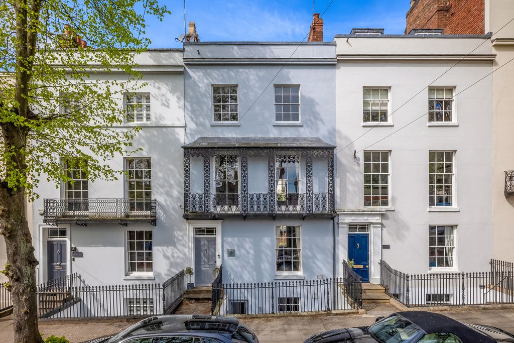 Additional image 35 of 5 bed terraced house for salePortland Street, Leamington Spa, Warwickshire CV32