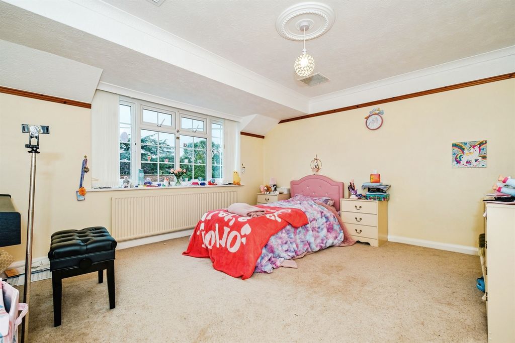 Additional image 16 of 5 bed detached house for saleManor Road, Lancing BN15