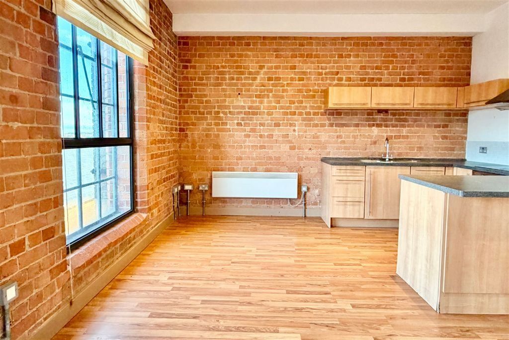 Additional image 6 of 2 bed flat for sale21 The Lace Mill, Wollaton Road, Beeston NG9