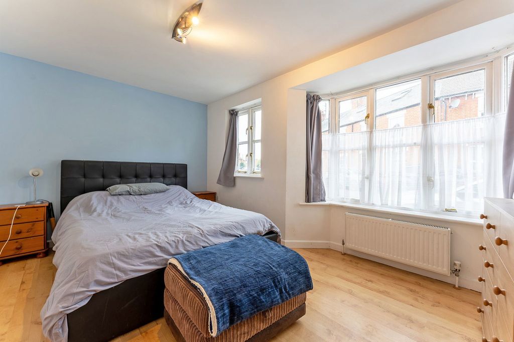 Additional image 8 of 2 bed flat for saleNewton Street, Olney MK46